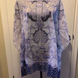 🐾Chico’s light over shirt/poncho